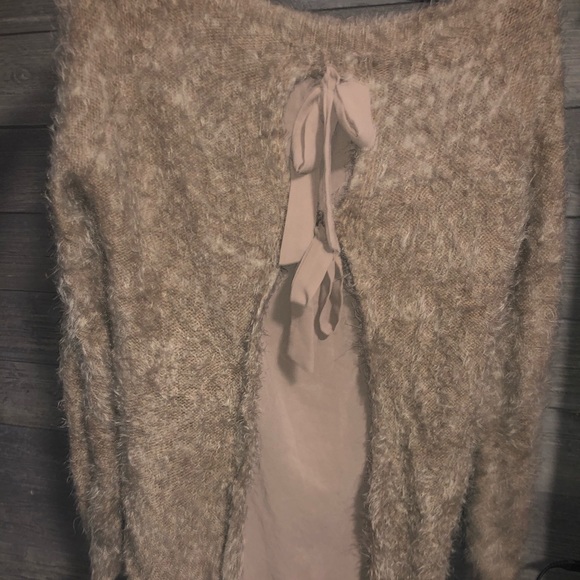 Sweater women’s - Picture 1 of 5